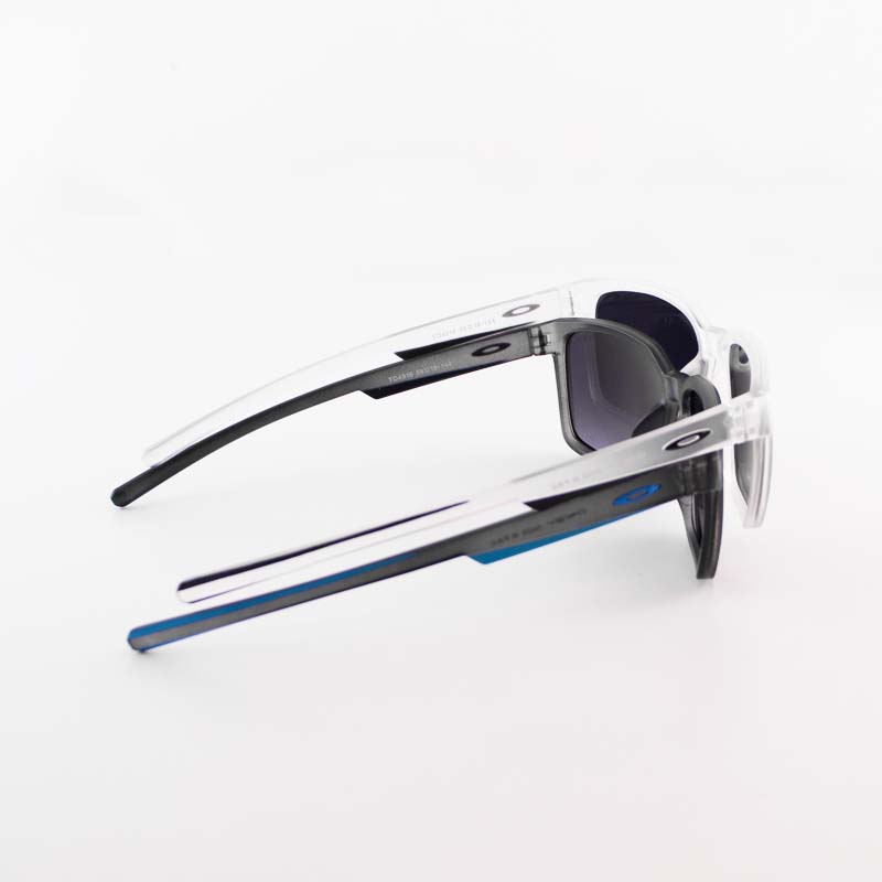 عینک آفتابی زنانه و مردانه برند Oakley مدل TO4916 - تصویر 6