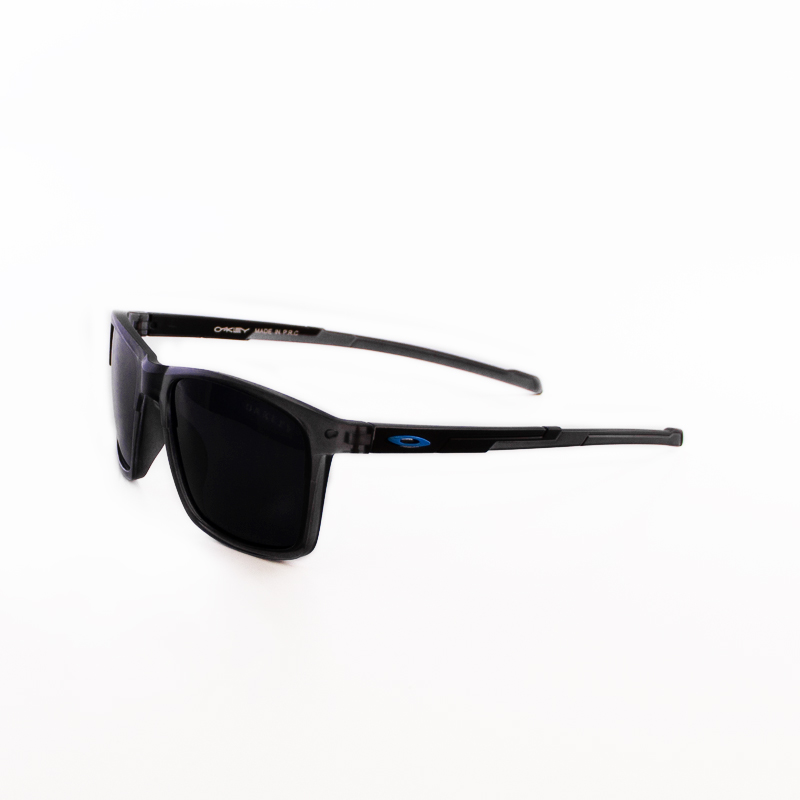عینک آفتابی زنانه و مردانه برند Oakley مدل TO4917 - تصویر 2