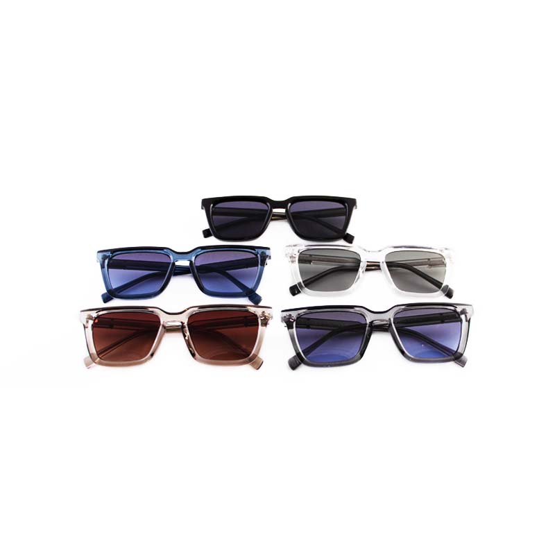 عینک آفتابی زنانه و مردانه برند Prada مدل X33809 - تصویر 3